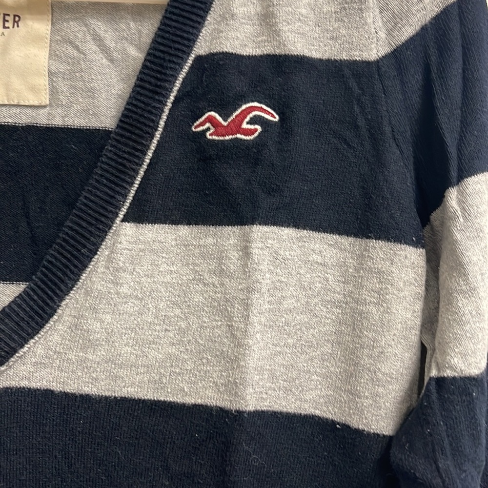 Sweater - Picture 3 of 3